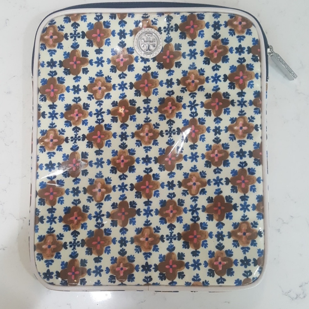 Tory burch ipad/tablet case